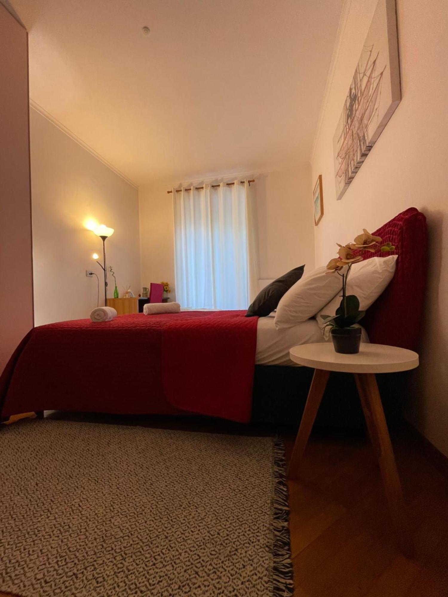 Holiday Colosseum Rome Bed and Breakfast Exteriör bild